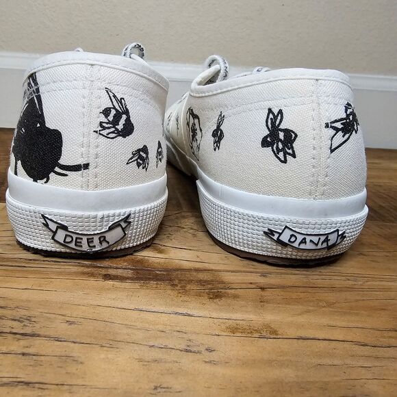 Superga X DeerDana White Canvas Bee & Flower Sneaker Size 8 Style# S00E1E0 - Picture 4 of 11